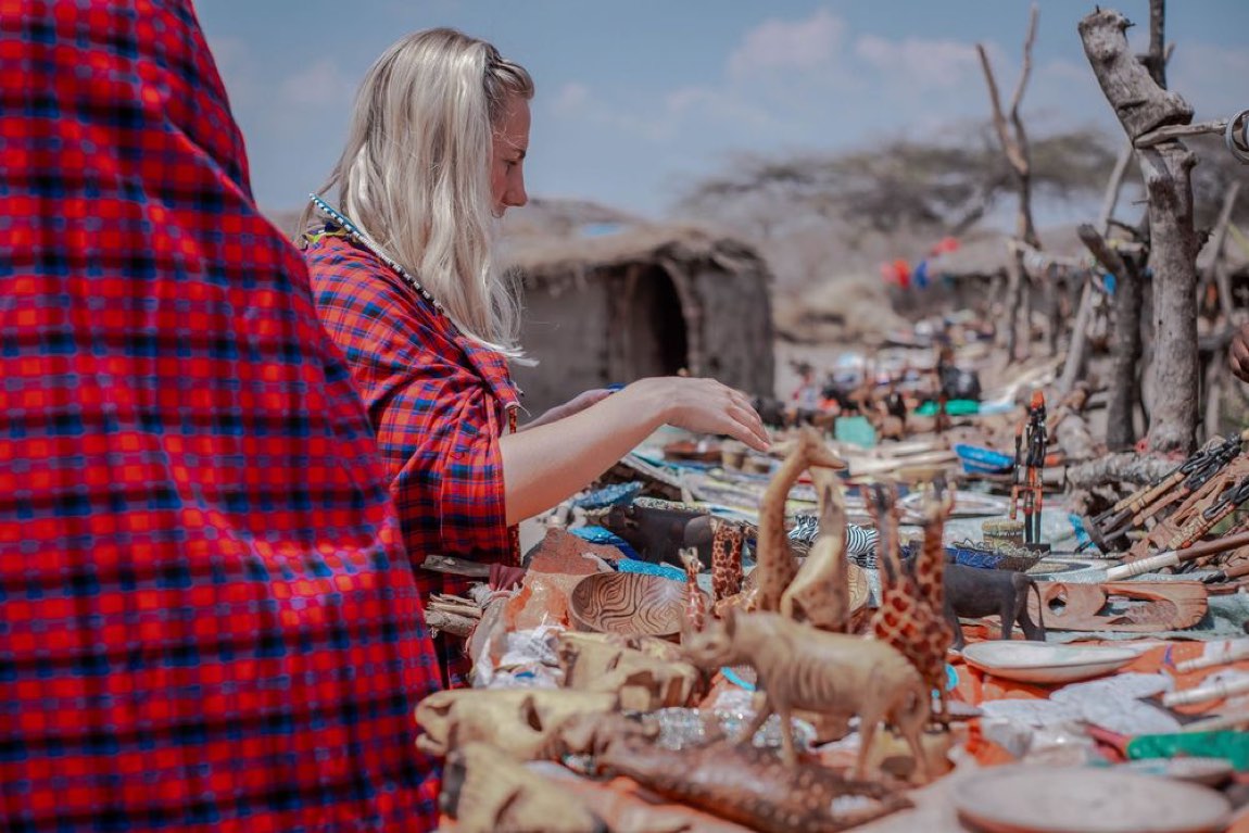 Cultural day · guest on trip