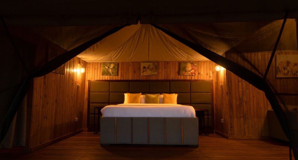Camp interior · lodge client